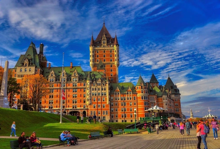 Executive Car Services Quebec City QC Secure Your Ride 1-844-97-LIMOS