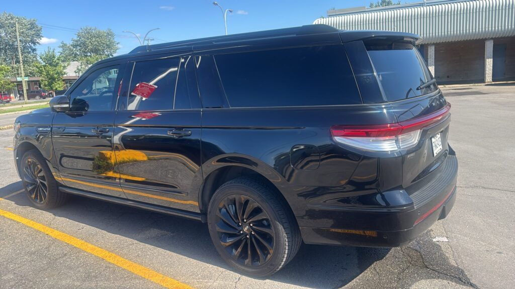 Lincoln Navigator — MTL Prime Limos